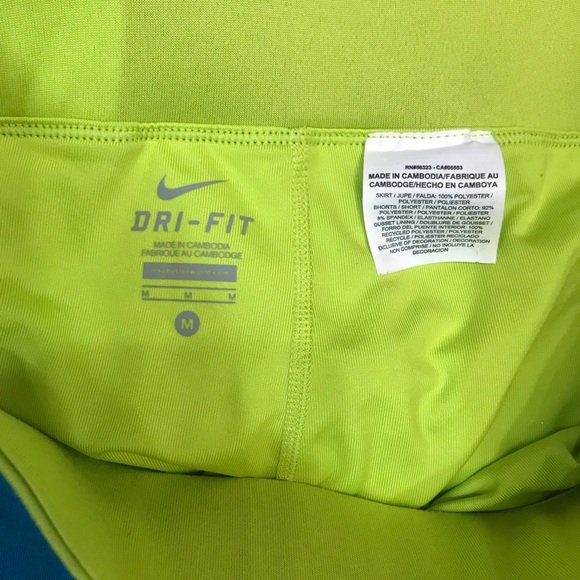 Woman’s Name brand Active bundle Nike, Under Armour, Adidas Medium - Picture 14 of 15